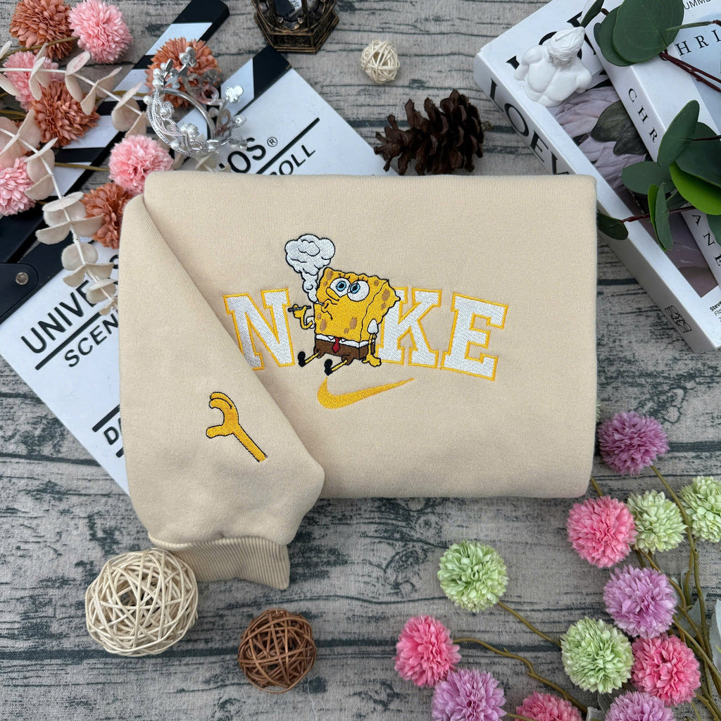 Close Friends Embroidered –  Fun Cartoon Streetwear Embroidered Sweatshirt / Hoodie / T-Shirt