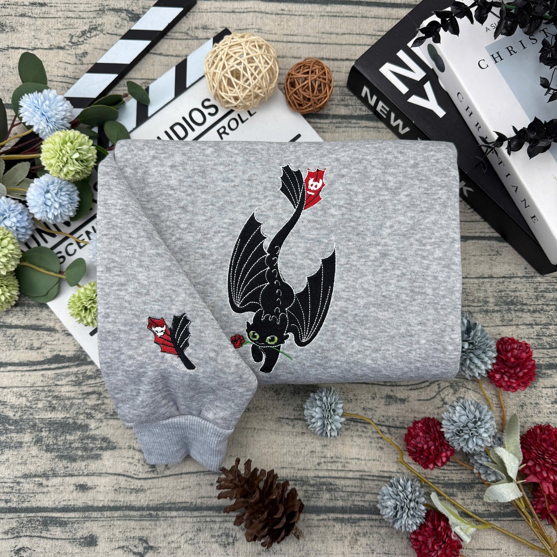 Dragon Couple Style Embroidered – Cute Couple Cartoon Style Embroidered Sweatshirt / Hoodie / T-Shirt